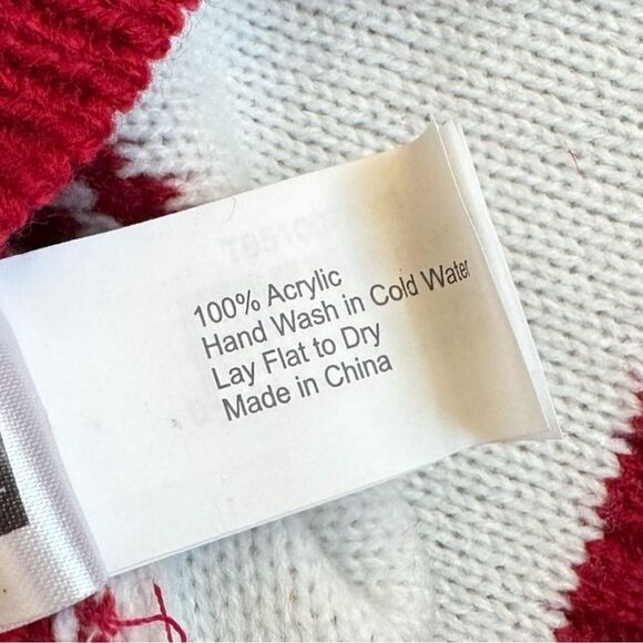 Friends Forever Knit Pet Holiday Snowflake Red White Ugly Sweater Hooded Pom NWT - Picture 9 of 9